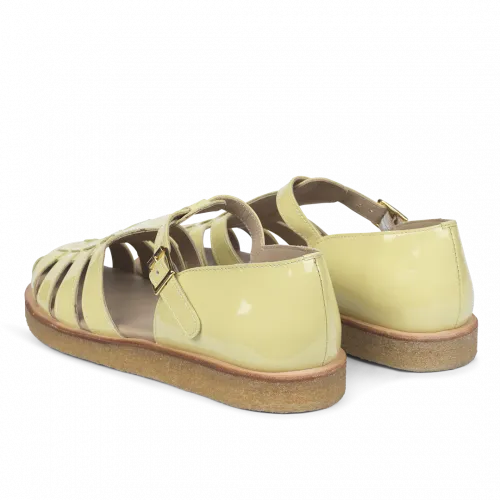 Angulus sandal