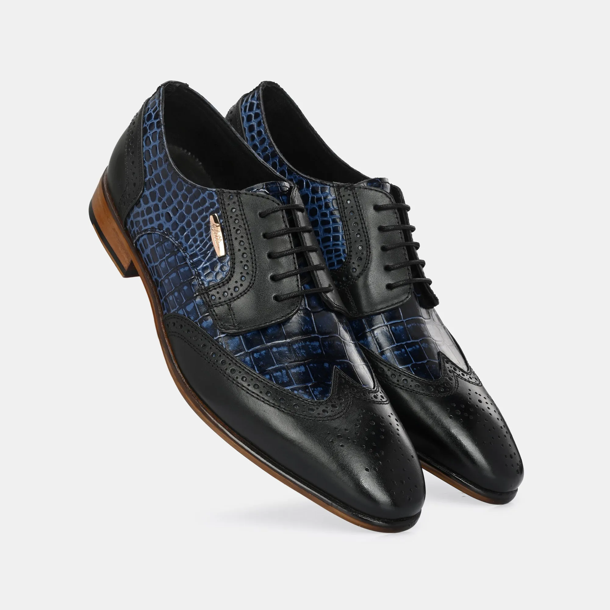 Colour-Blocked Lace-Up Brogues by Lafattio