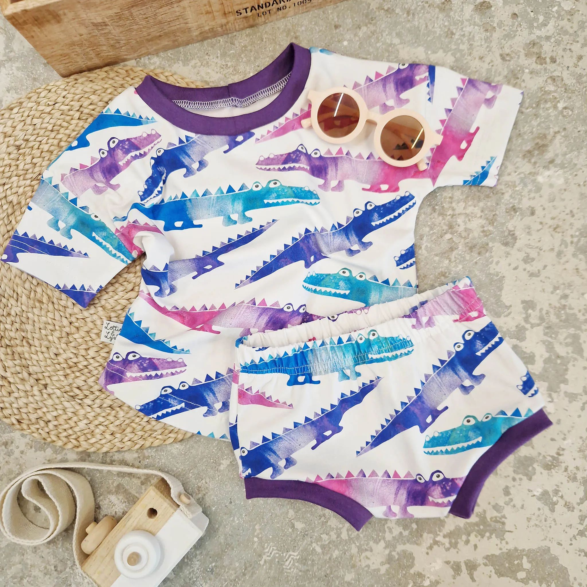 Crocs Baggy T-shirt & Shorts Set